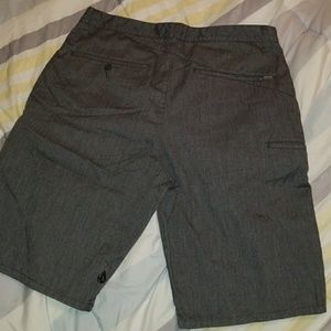 volcom shorts with cell phone pocket